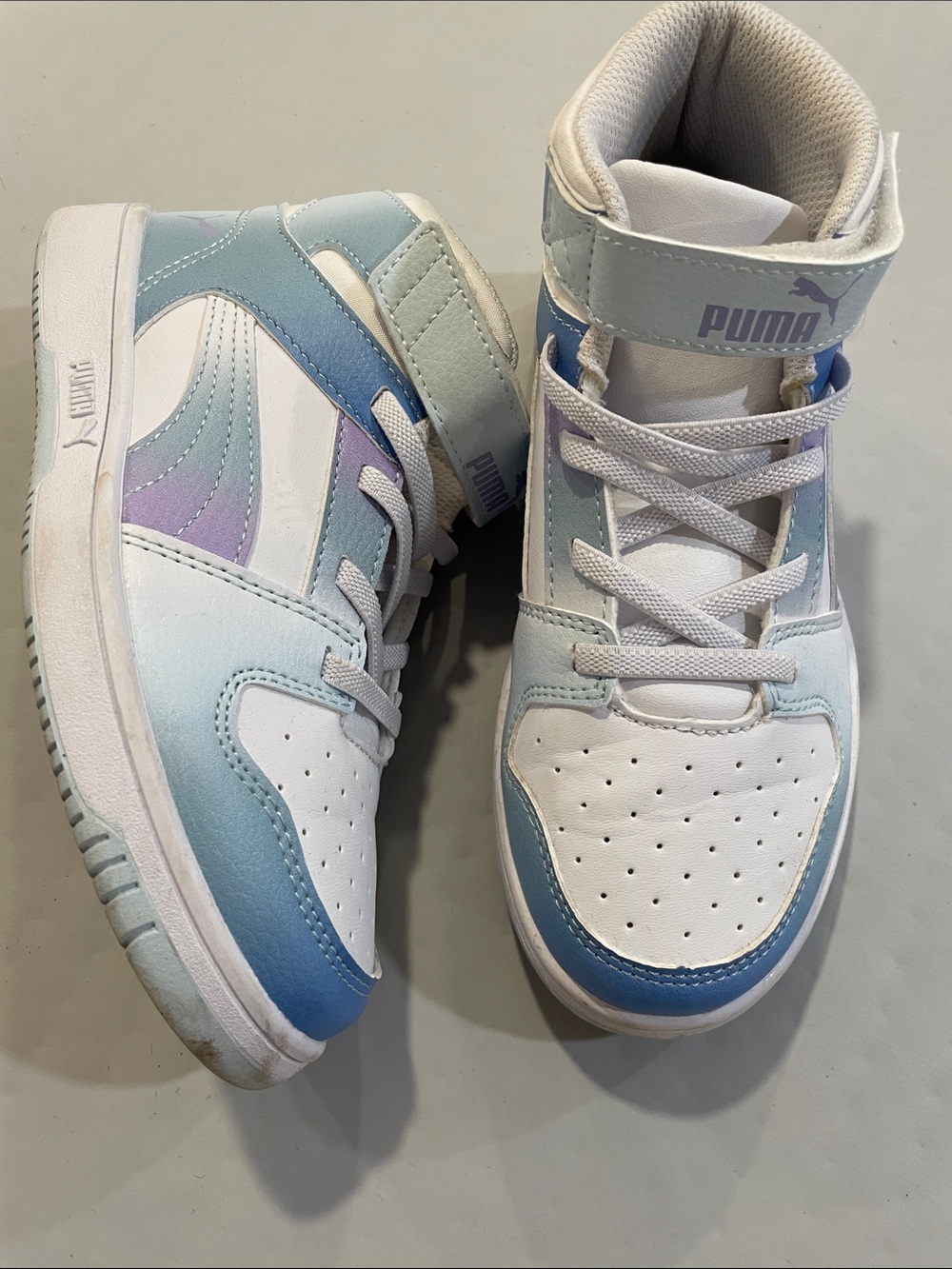 Puma Kids Mid-Top Sneakers in White, Light Blue and Lavender